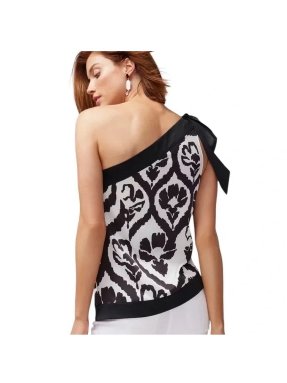 🖤🤍 White House Black Market Black and White One-Shoulder Floral Top Satin - Picture 3 of 9